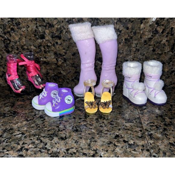 Rainbow High Other - Rainbow High Doll Shoes Lot Of 5 Ice Skate Boots High Tops Monroe Satin Heels